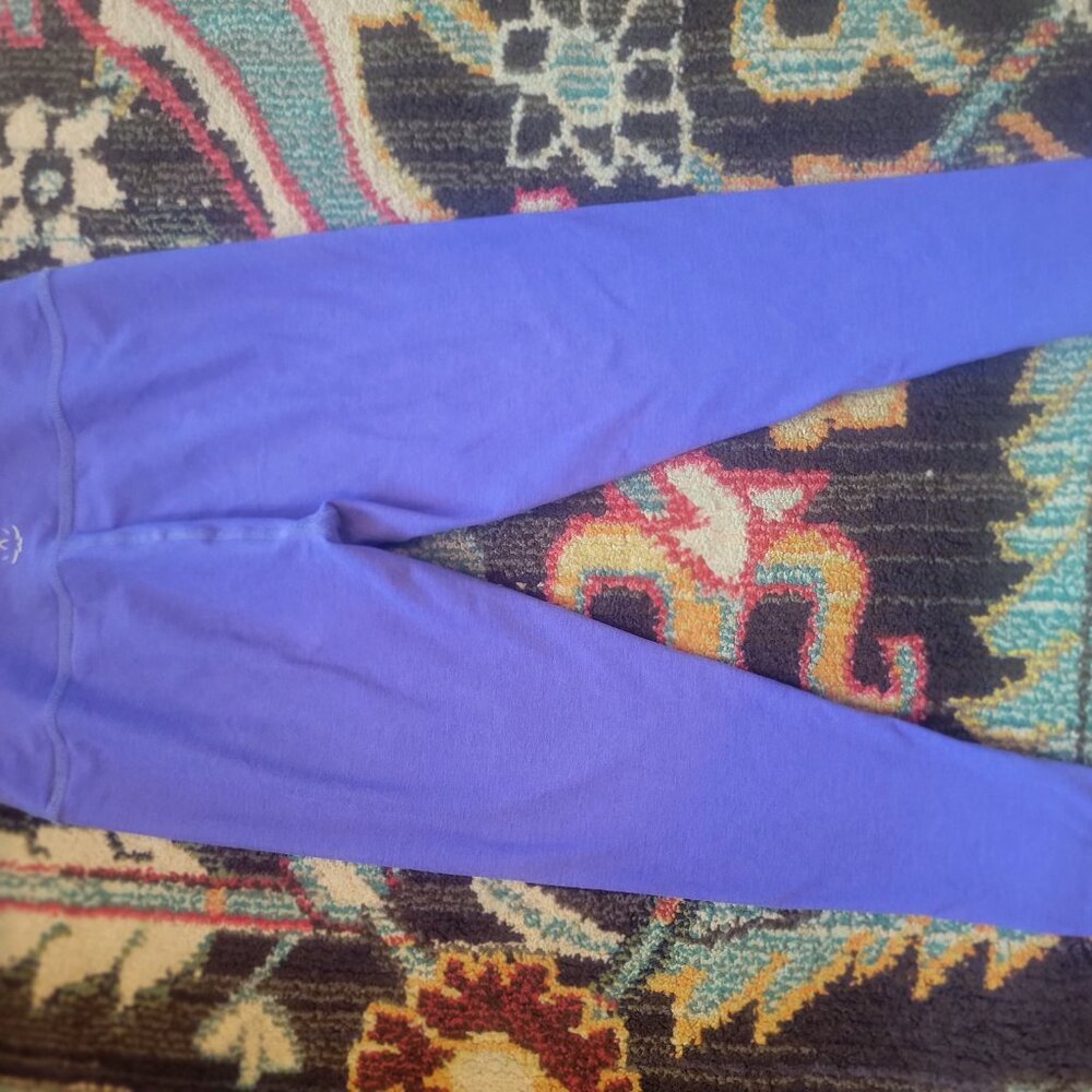 Beyond yoga bundle - Picture 14 of 16